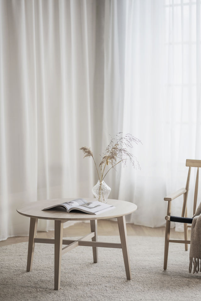 Sofabord 'Filippa' Rund 90cm - Hvidpigmenteret eg
