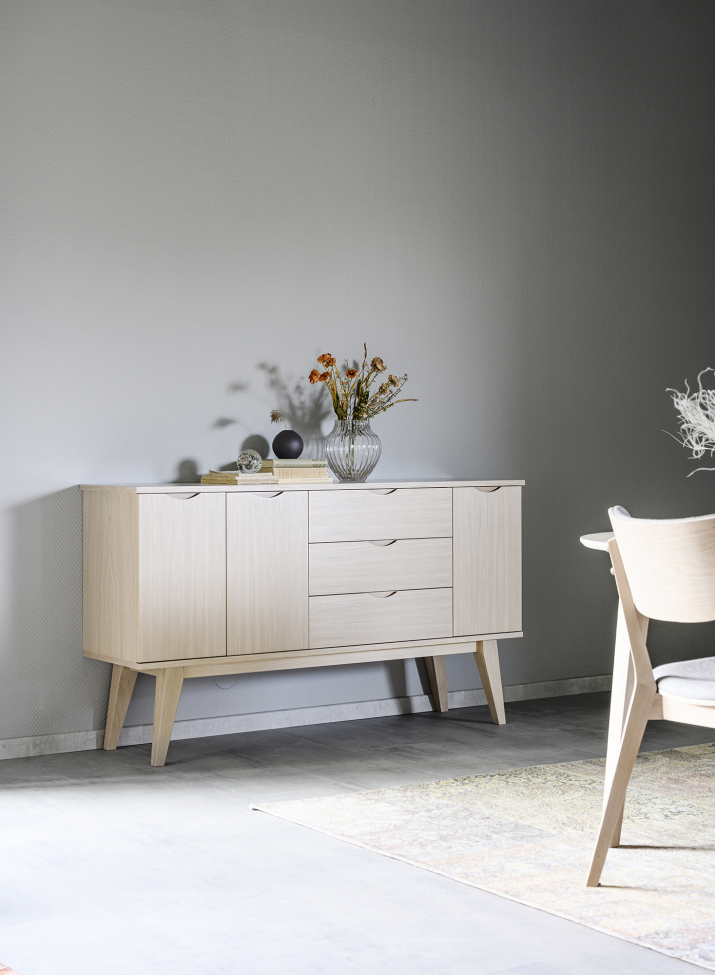 Skænk 'Filippa' 122x85cm - Eg/Hvidpigmenteret