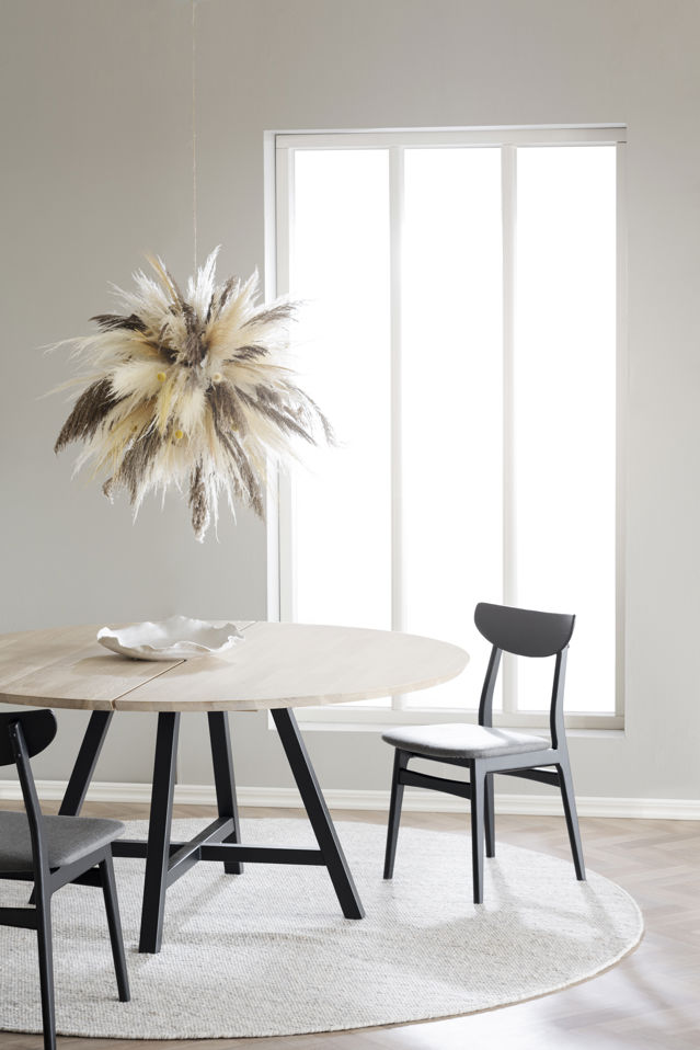 Matbord 'Carradale' Rund 150cm - Hvidpigmenteret/X-ben
