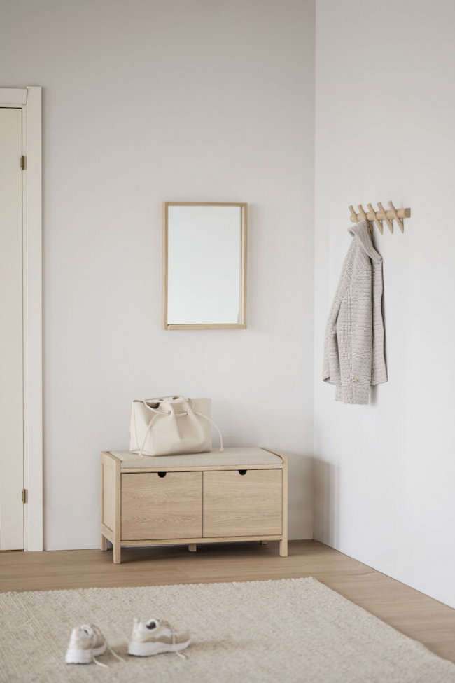 Entrébänk 'Hillmond' 80cm - Lys eg