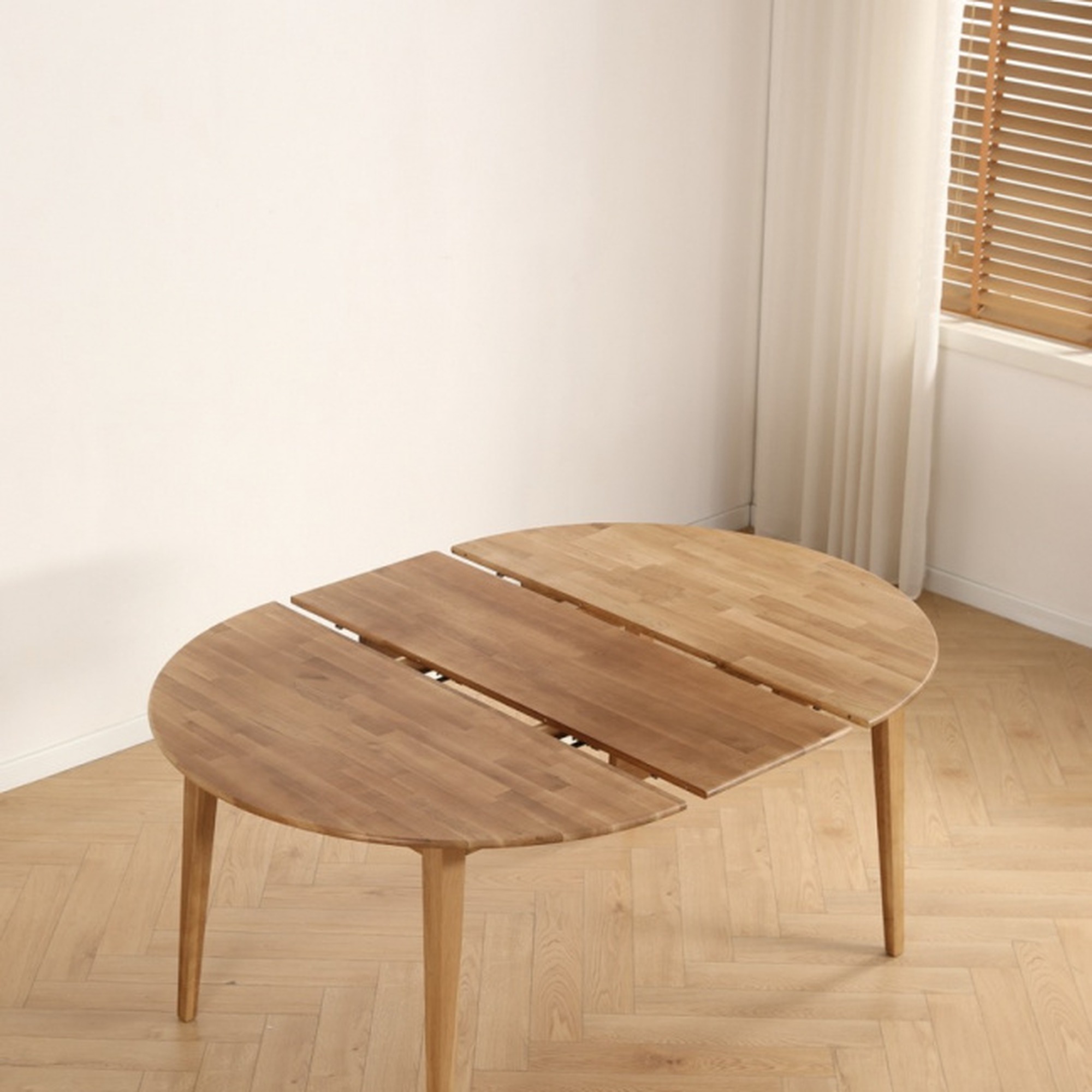 Spisebord 'Saba' Rundt 120cm - Eg