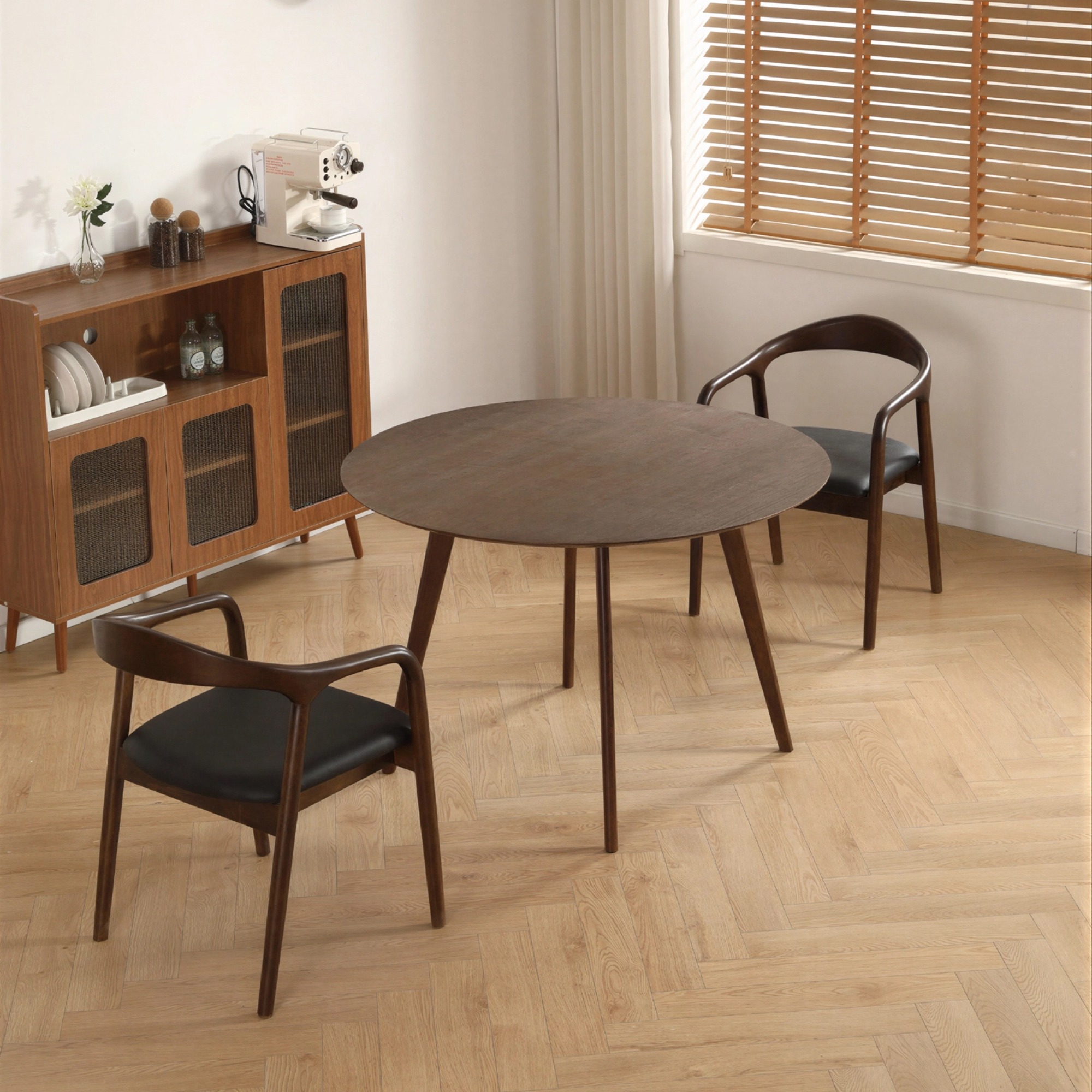 Spisebord 'Luma' Rundt 115cm - Valnød