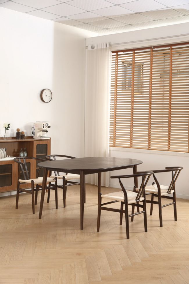 Spisebord 'Avora'- Valnød