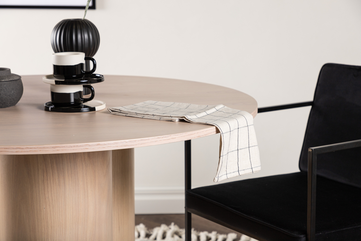 Spisebord 'Orsa' Rundt 110cm - Hvidpudset
