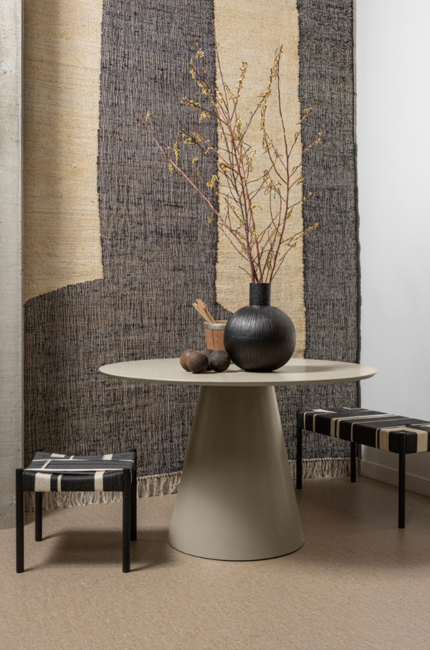 Spisebord 'Jorre' - Beige