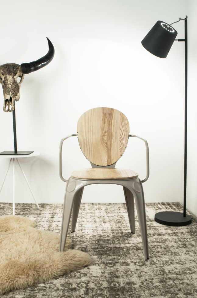 Gulvlampe 'Buckle Head' - Sort