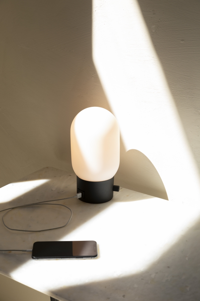 Bordlampe 'Urban Charger' - Guld