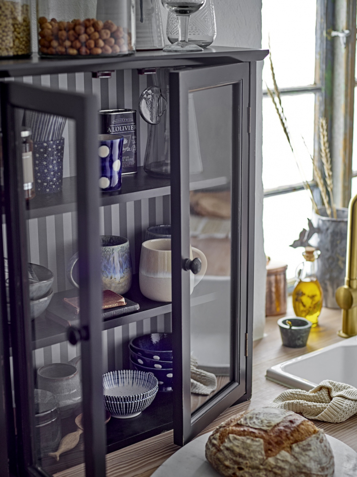 Garderobe 'Hazem' – sort