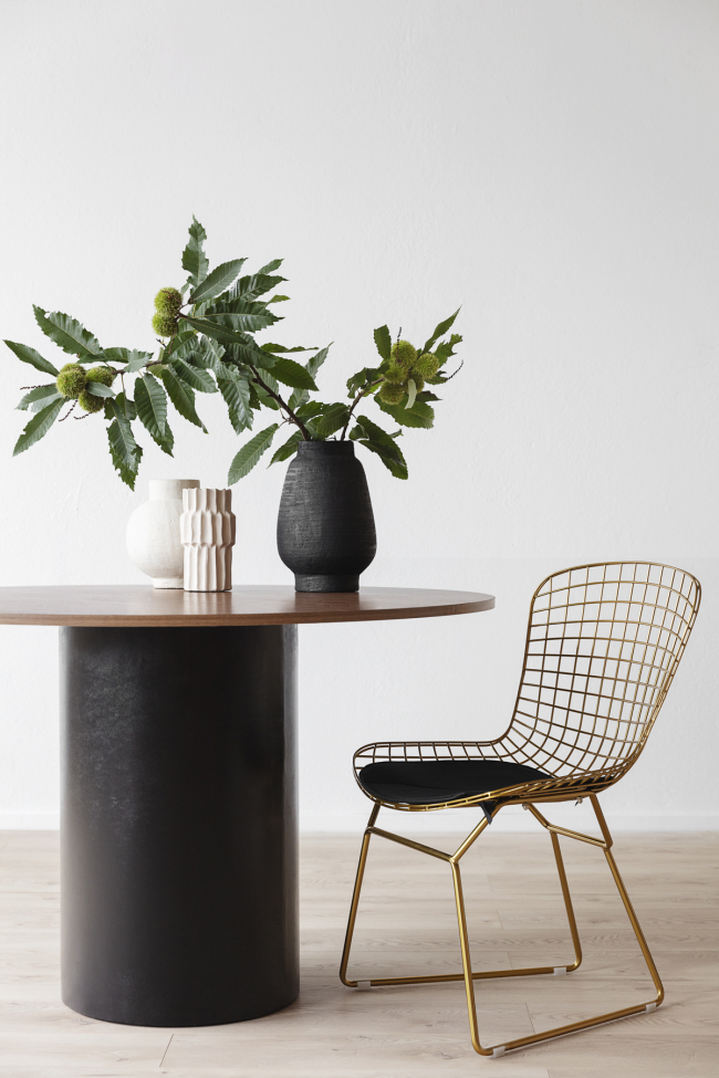 Spisebord 'Rounded' Rundt 120cm - Valnød