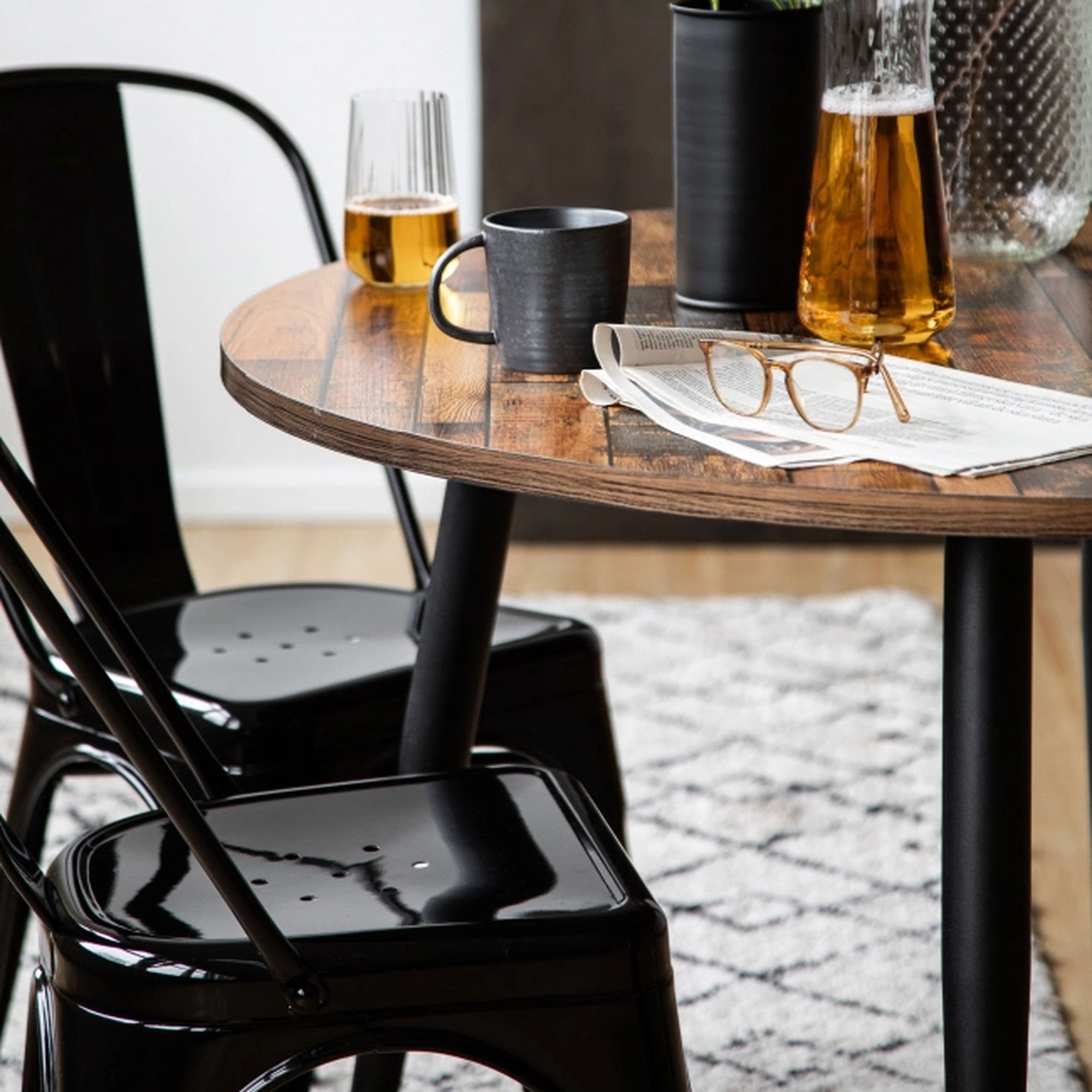 Stol 'Montmartre' - Sort lak
