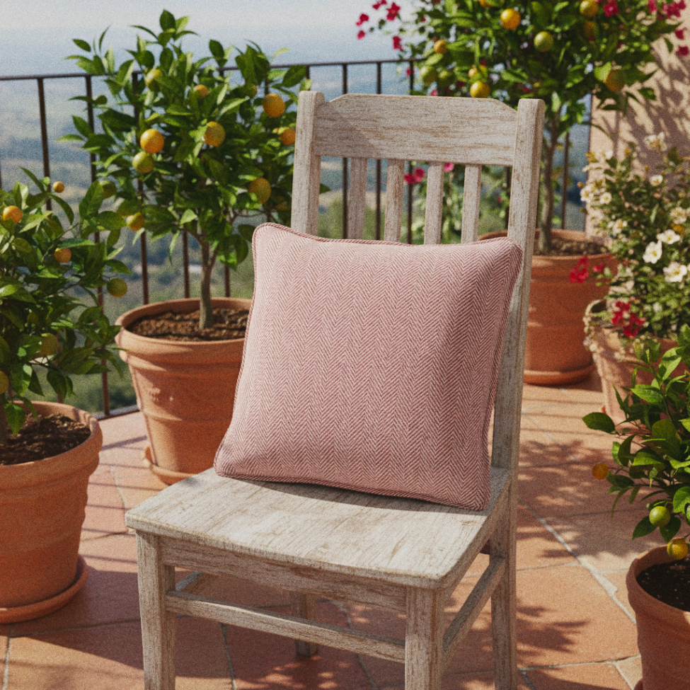 Pudebetræk 'Denisa Fishbone' 45x45cm - Rød/hvid