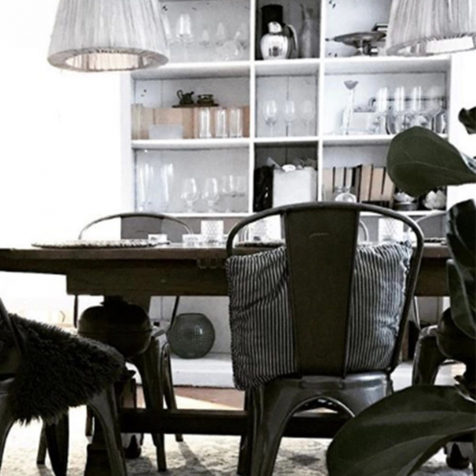 Stol 'Montmartre' - St&aring;l Mat