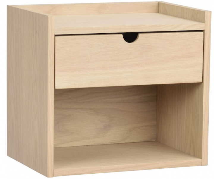 Sengebord/Væghylde \'Hillmond\' - Lys eg i gruppen Møbler / Bord / Sengeborde hos Reforma (121055)