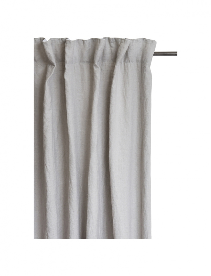 Gardiner \'Sunshine\' 140x290 - Lys grå i gruppen Indretning / Tekstiler / Gardiner hos Reforma (22762927)
