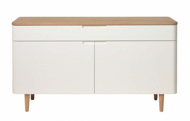 Sk&aelig;nk/Sideboard \'Granvik\' 140cm - Hvid/Eg i gruppen Møbler / Hylder & opbevaring / Sideboards hos Reforma (36352231)