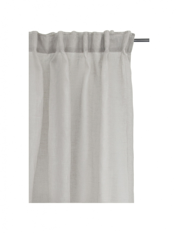 Gardin med veckband \'Dalsland\' 145x250 - Grå i gruppen Indretning / Tekstiler / Gardiner hos Reforma (L22024-00409-1317)
