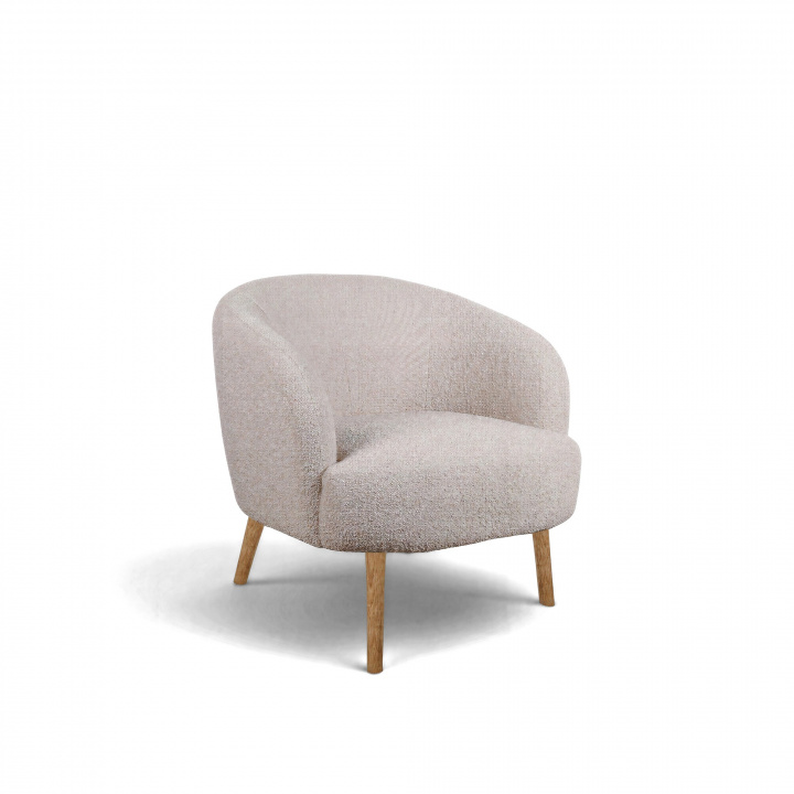 L&aelig;nestol \'Capri\' med tr&aelig;ben - Beige/Boucl&eacute; i gruppen Møbler / Sidde møbler / Lænestole hos Reforma (T8049-boucle-beige)