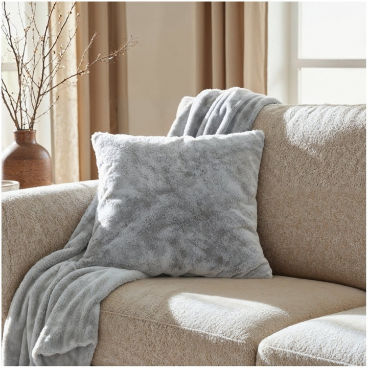 Tæppe \'Aranga Super Soft Throw\' 130x170cm - Grå i gruppen Indretning / Tekstiler / Plaider & tæpper hos Reforma (V10201570)